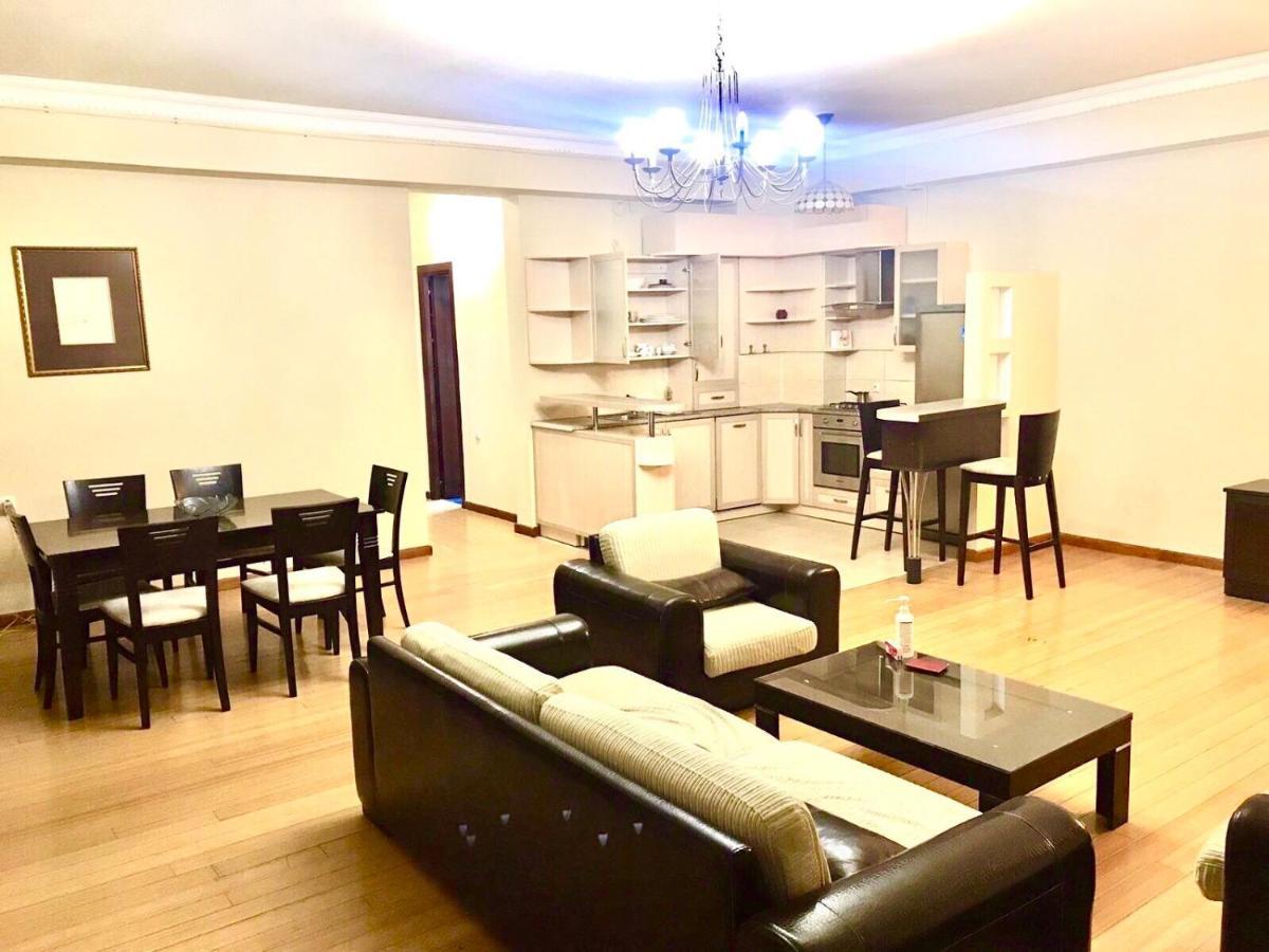 Mount Hood Apartments Ереван Екстериор снимка